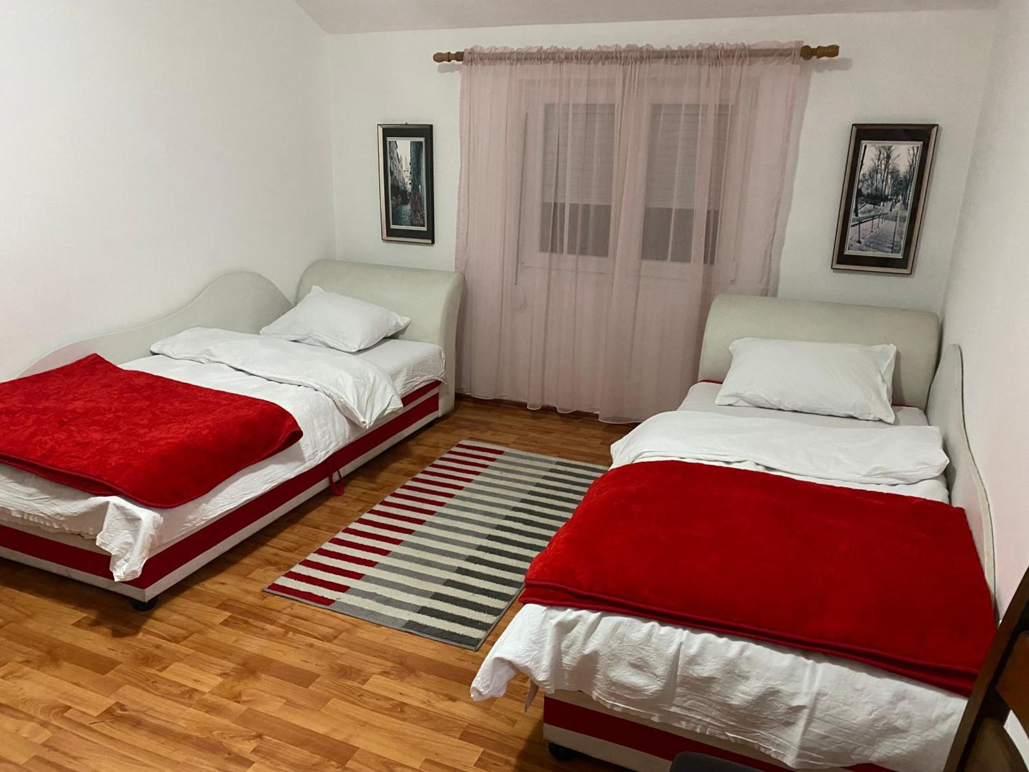 Apartmani Breze Podgorica Exterior foto